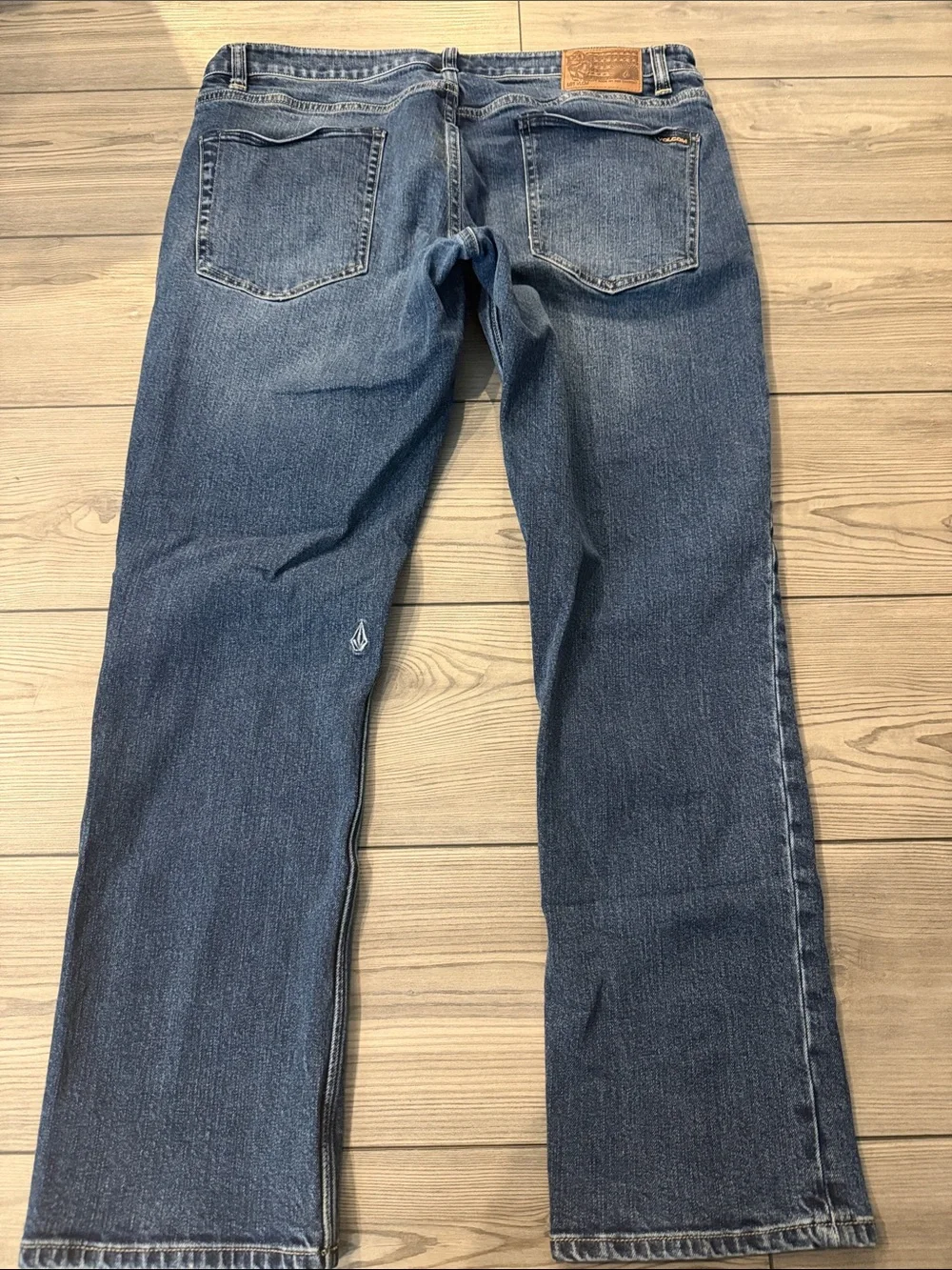 Volcom Vorta 36x30
